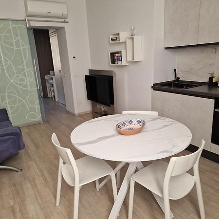 New! Tutto Qui - Apt Wagner - City Life Милано Екстериор снимка